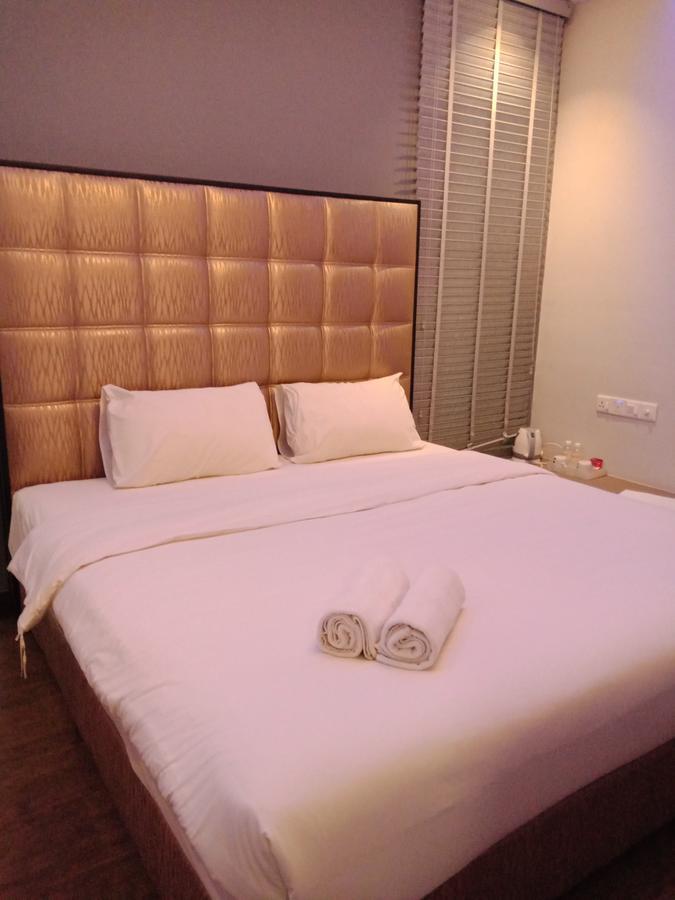 Lemon 8 Boutique Hotel @ Melaka Exterior photo