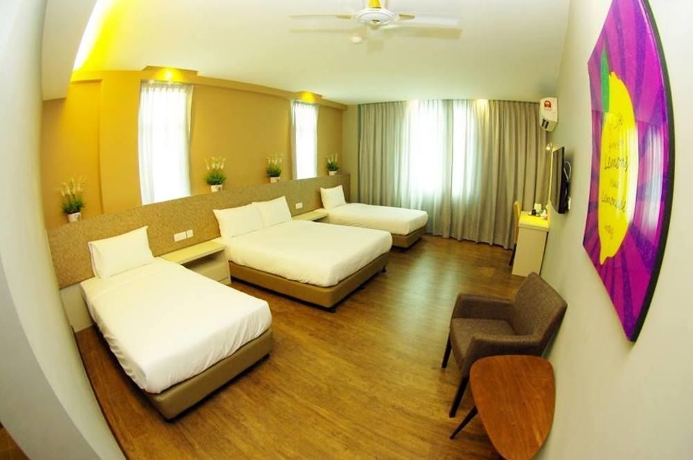Lemon 8 Boutique Hotel @ Melaka Exterior photo